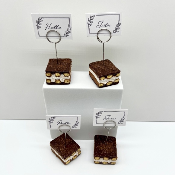 Tiramisu Place Card Holders – Set of 4 – Handmade Clay Mini Dessert Table Décor - Picture 15 of 16